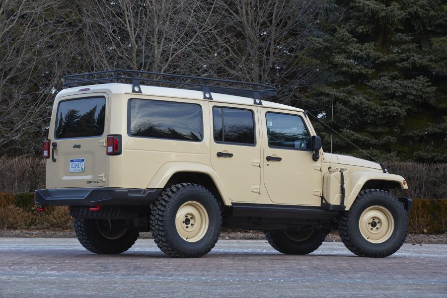  Jeep Wrangler Africa Concept 2015 года  (фото 2 из 16)
